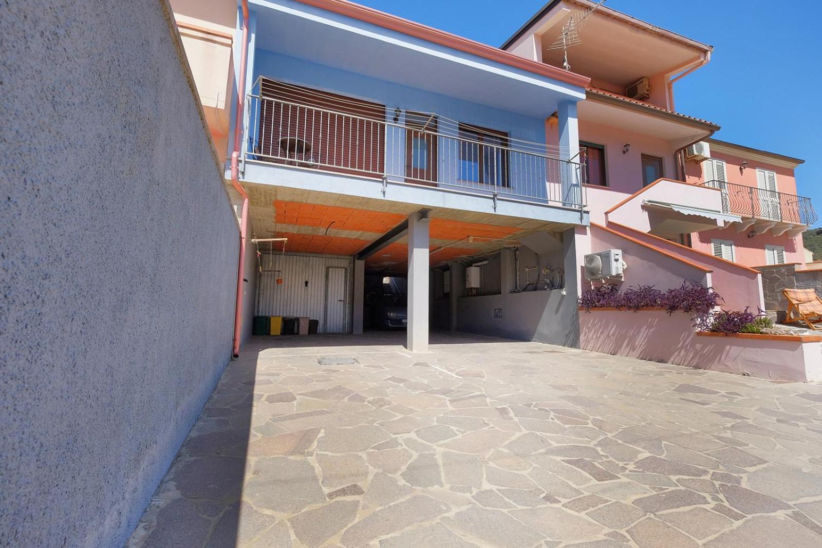 Casa Azzurra - Blue House Hotel Teulada Bagian luar foto